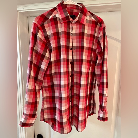 Van Heusen Other - Mens VanHeusen red slim fit stretch dress shirt. 15 1/2 33/33. gently used